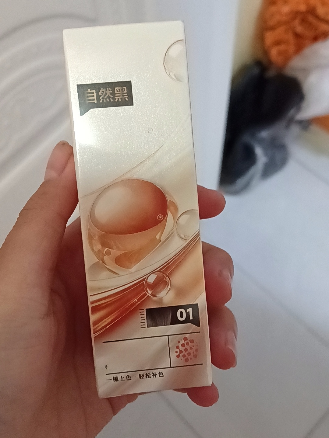 ปากกาย้อมผมอัพเกรดใหม่เพื่อปกปิดผมหงอก