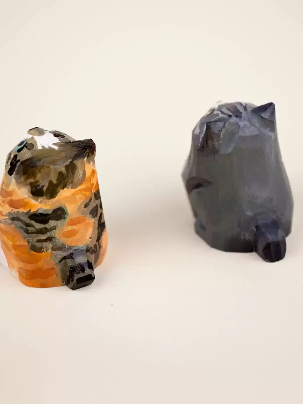 カスタム猫木彫りのストラップ-色だけカスタム