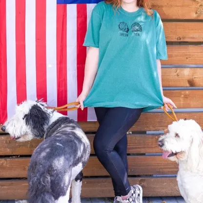 ペットの写真をプリントしたカスタムTシャツ、スウェットシャツ、パーカー