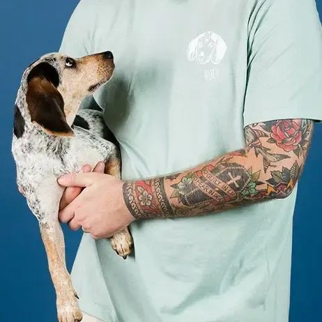 ペットの写真をプリントしたカスタムTシャツ、スウェットシャツ、パーカー