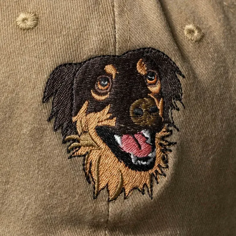 パーソナライズされたペットのためのカスタマイズされた帽子