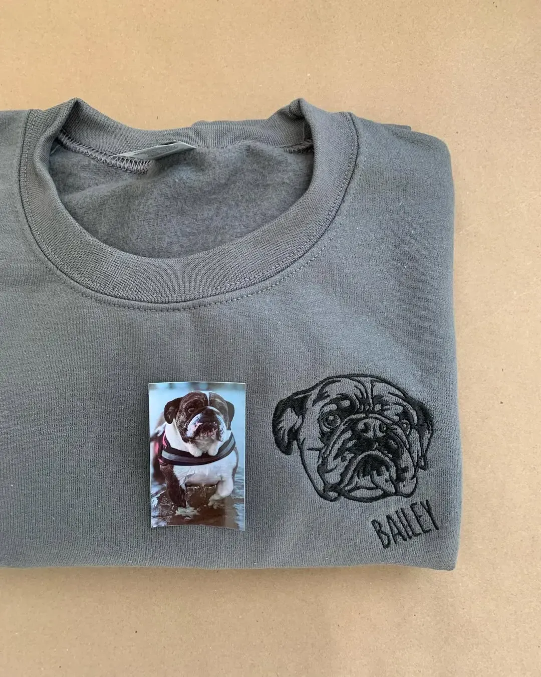 ペットの顔刺繍スウェット、Tシャツ、パーカー