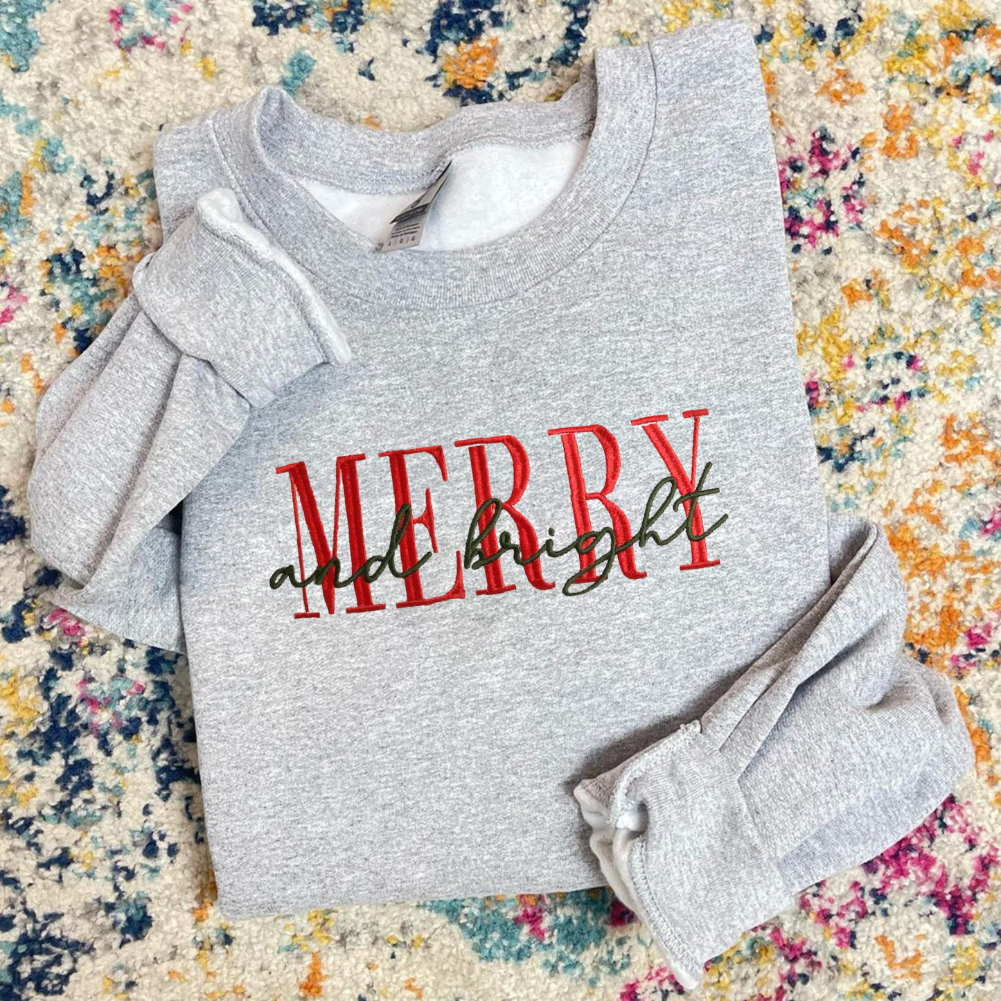 刺繍入りの楽しく明るいクルーネックの快適なスウェットシャツ - 記念日のギフト-welikecustom-MJ