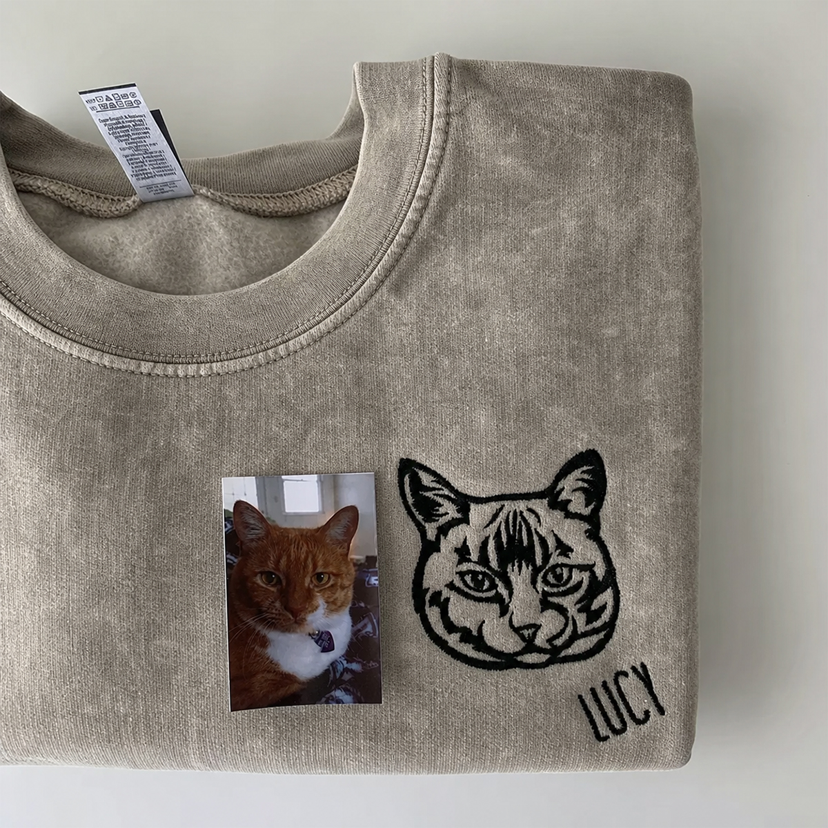 ペット似顔絵刺繍Tシャツ - 愛犬・愛猫の写真をカスタムデザイン | ヴィンテージ加工 記念品ギフト