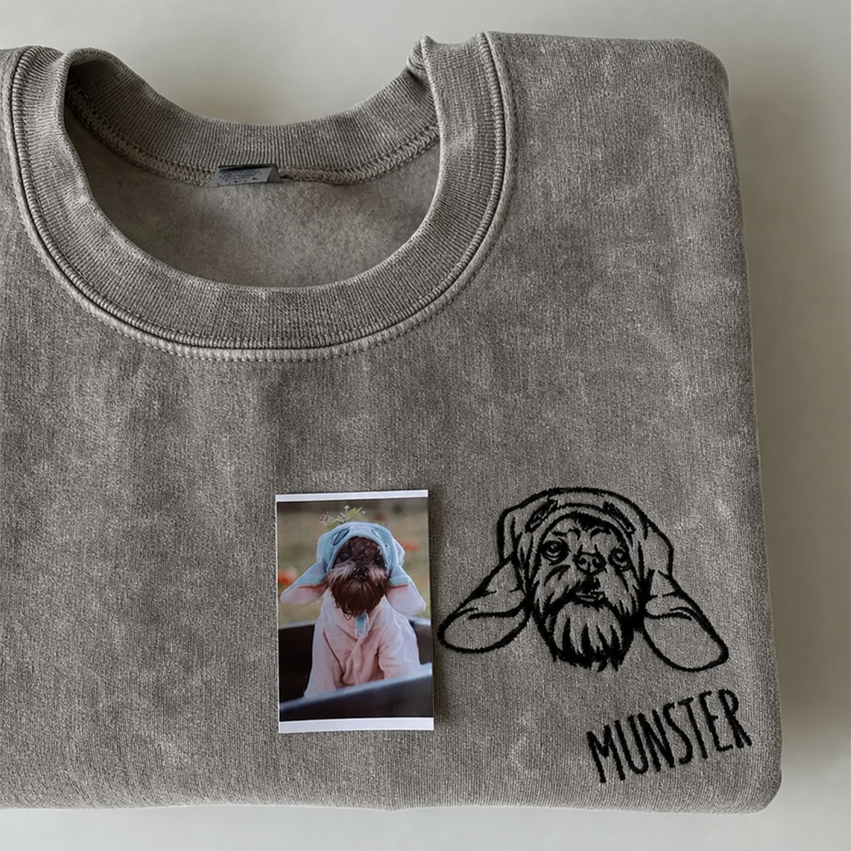 ペット似顔絵刺繍Tシャツ - 愛犬・愛猫の写真をカスタムデザイン | ヴィンテージ加工 記念品ギフト