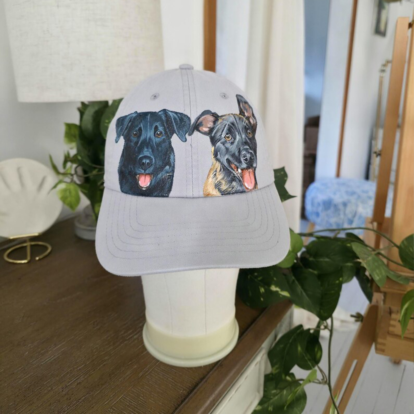 【完全オーダーメイド】手描きペット肖像画キャップ / 愛犬・愛猫の似顔絵帽子 / 記念日ギフト・お揃いコーデに