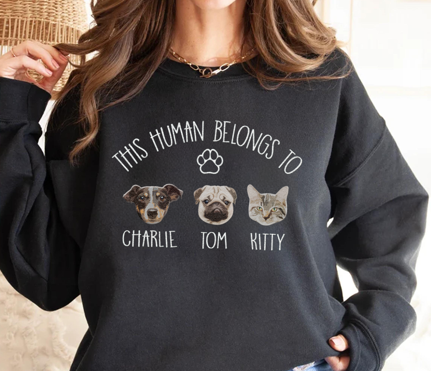 "This Human Belongs to Dog "ポートレート 刺繍 パーカー スウェットシャツ Tシャツ-welikecustom-MJ