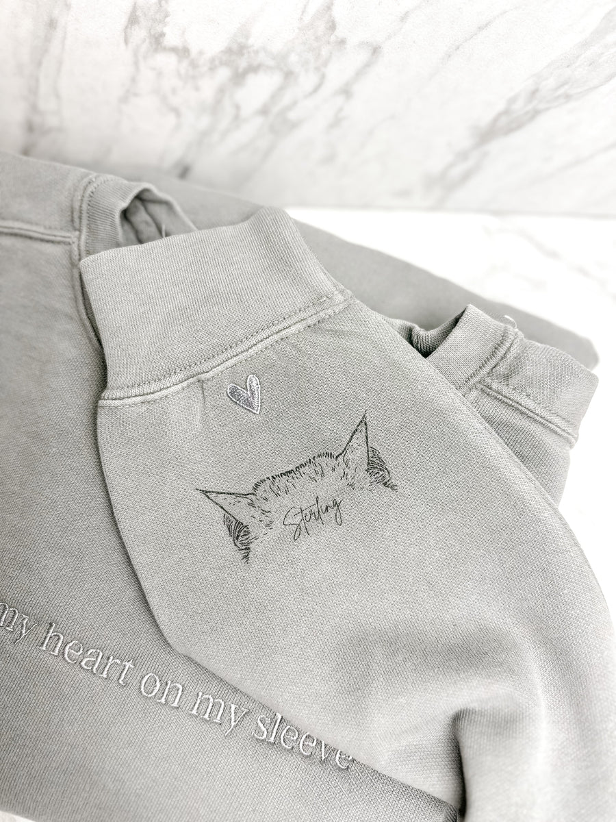 袖には個性的なペットの耳が刺繡されたtシャツ、犬猫の耳がついてい-welikecustom-MJ