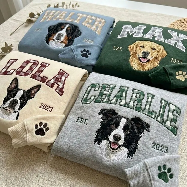 愛犬の顔刺繍ギンガムチェック スウェット｜ヴィンテージ風 varsity デザイン｜ペット記念品・犬好きへのプレゼント