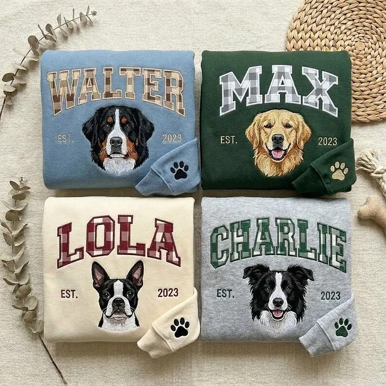 愛犬の顔刺繍ギンガムチェック スウェット｜ヴィンテージ風 varsity デザイン｜ペット記念品・犬好きへのプレゼント