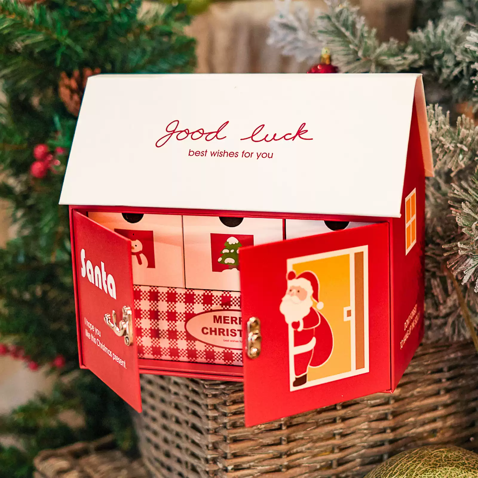 クリスマスの2階建ての家の形をしたギフトボックス – welikecustom クリスマスの2階建ての家の形をしたギフトボックス – welikecustom