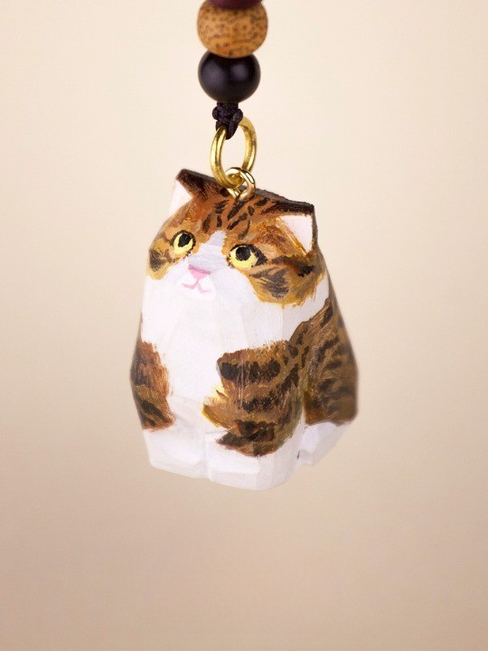 カスタム猫木彫りのストラップ——色だけカスタム – welikecustom