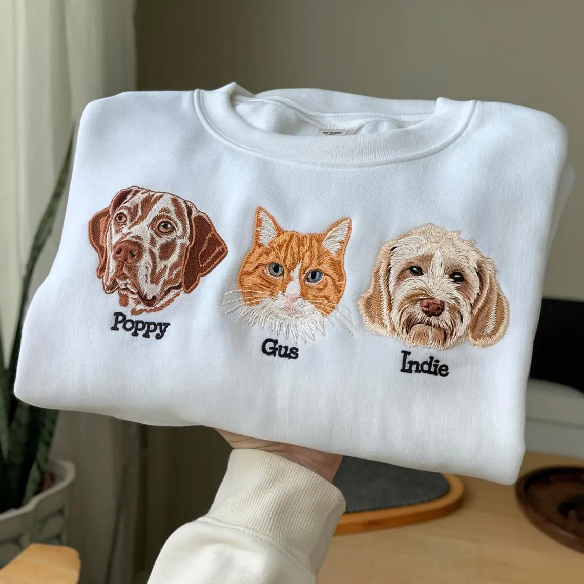 カスタム刺繍ペットスウェットシャツ - ペット愛好家への完璧なパーソナライズギフト