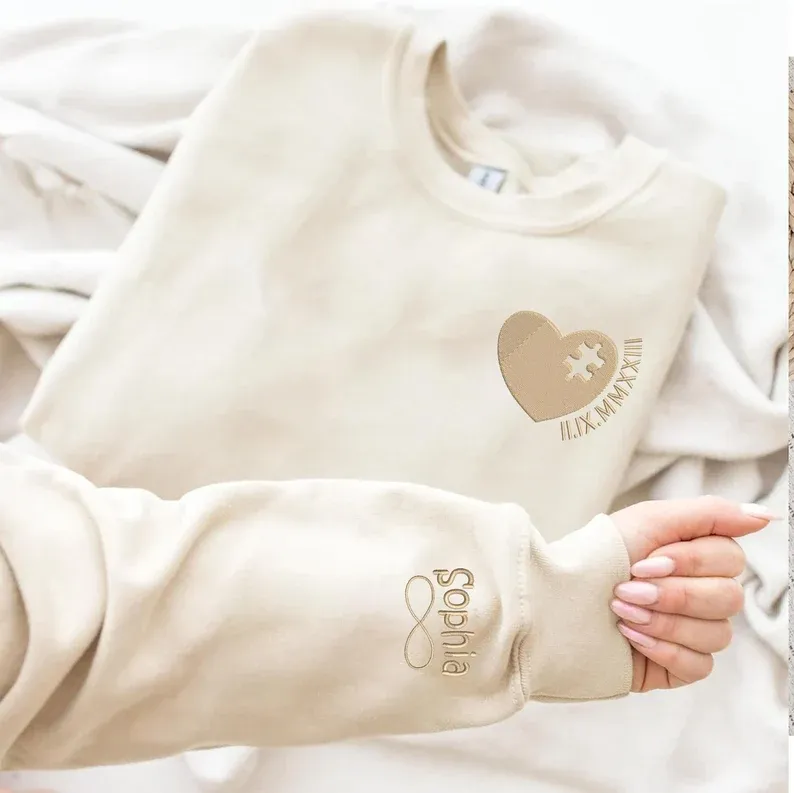 パーソナライズされたハートとパズル、ローマ数字の刺繍入りお揃いのカップルスウェットシャツ-welikecustom-MJ