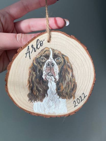 パーソナライズされたペットのアバター手描きスタイルの木製ホイールペンダント-welikecustom-MJ
