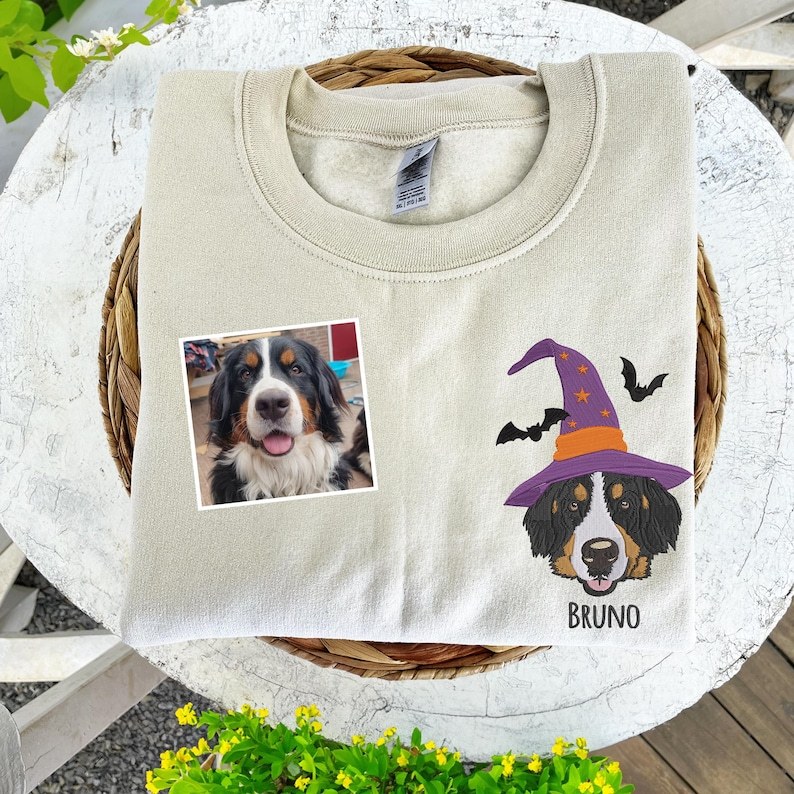 刺繍入りペット用ハロウィンスウェットシャツ、犬のグラフィック入りカスタムパーカー、友人へのハロウィンギフト-welikecustom-MJ