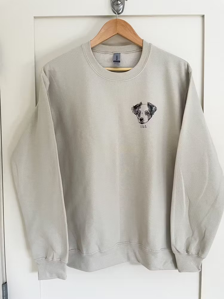 ペットの似顔絵入りクルーネックスウェット＆Tシャツ — ペット好きの方へのオリジナルギフト