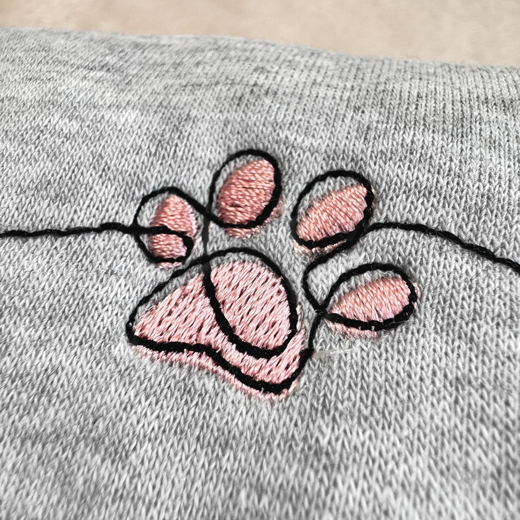 ミニマルライン刺繍Tシャツ/スウェット/パーカー - 抽象シルエットスタイル-welikecustom-MJ