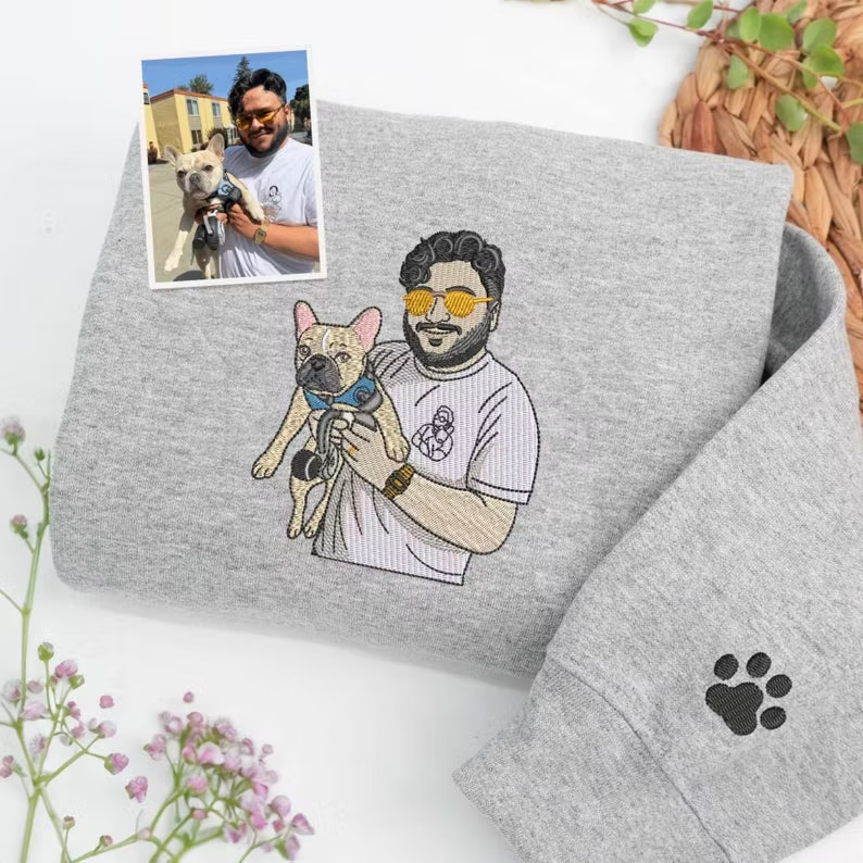 ペットの肖像画刺繍入りTシャツ／スウェットシャツ - あなたとあなたの犬または猫の写真でカスタマイズできます