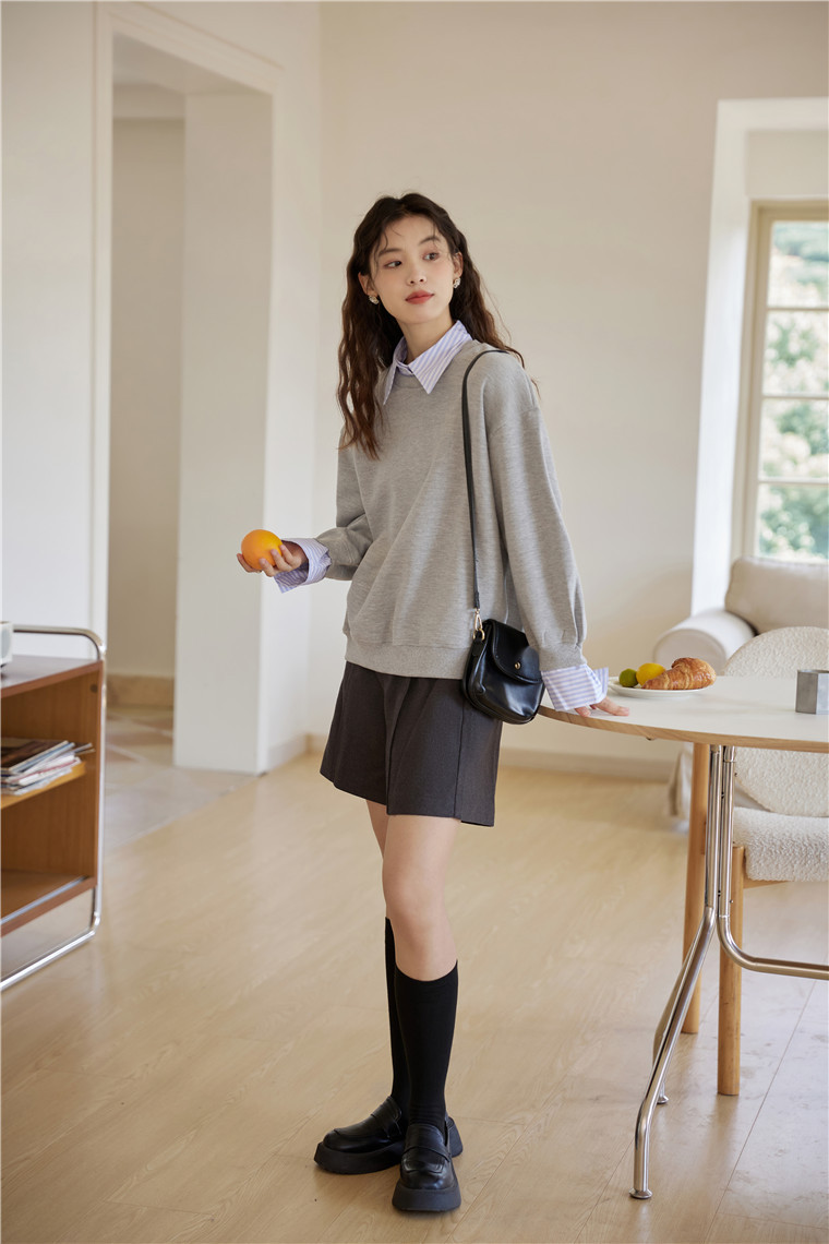 Casual Academic Sweatshirt & Tie Set设计感学院风条纹假两件卫衣+领带套装* Size S