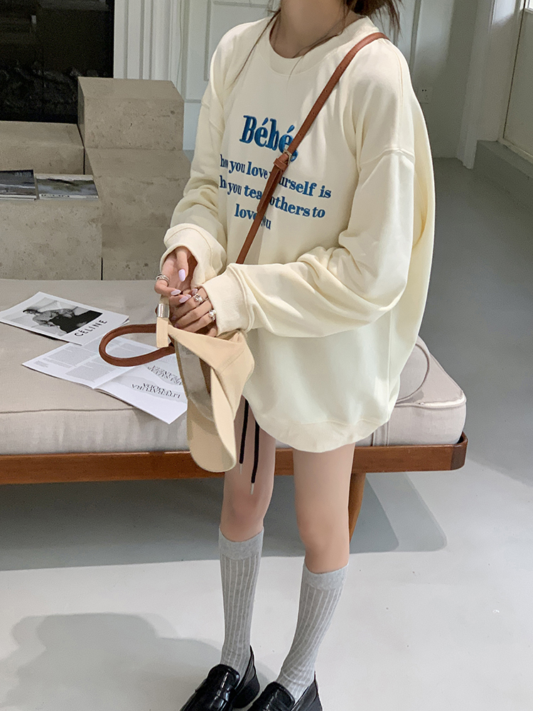 Macaron Bebe Embroidered Sweatshirt 马卡龙色Bebe刺绣宽松卫衣*2Colors