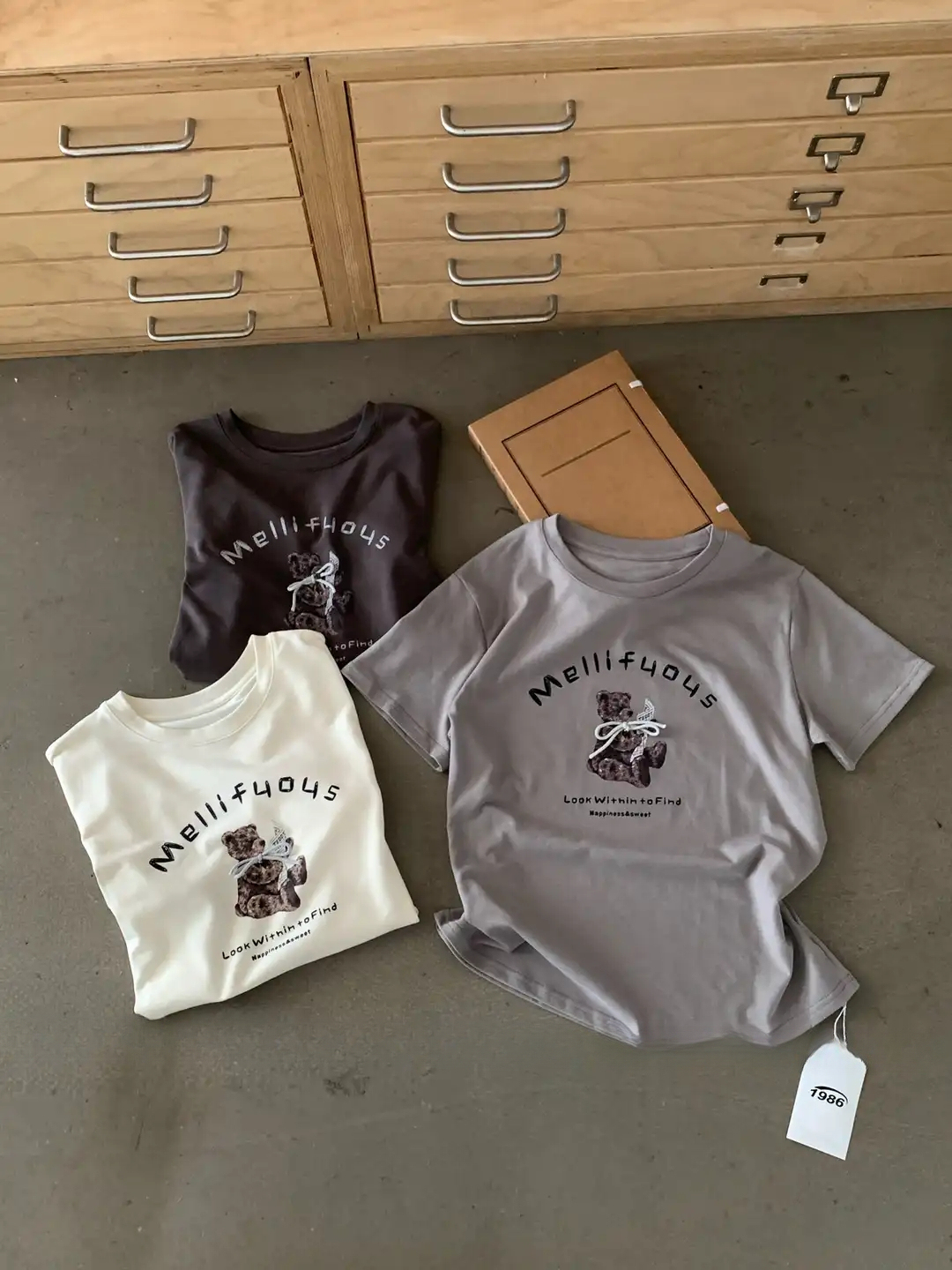 RINA Bow Bear Graphic Tee 蝴蝶结熊图案T恤* 3 Color