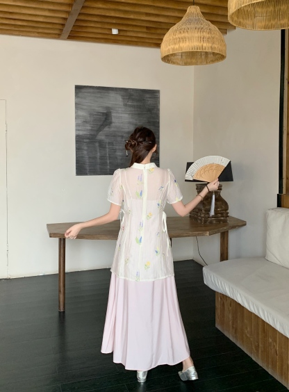 Real shot of the 2026 summer new plus-size women's Chinese-style embroidered button-up top and suspender skirt two-piece set