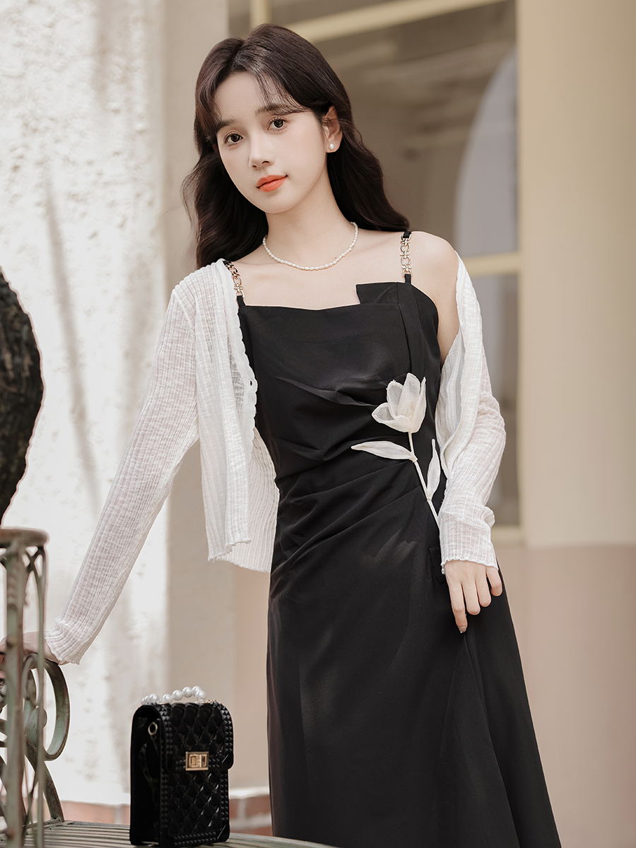 Yunyi Flower Language Black Camisole Dress 2024 New Women's Summer French Style Design Suit 40