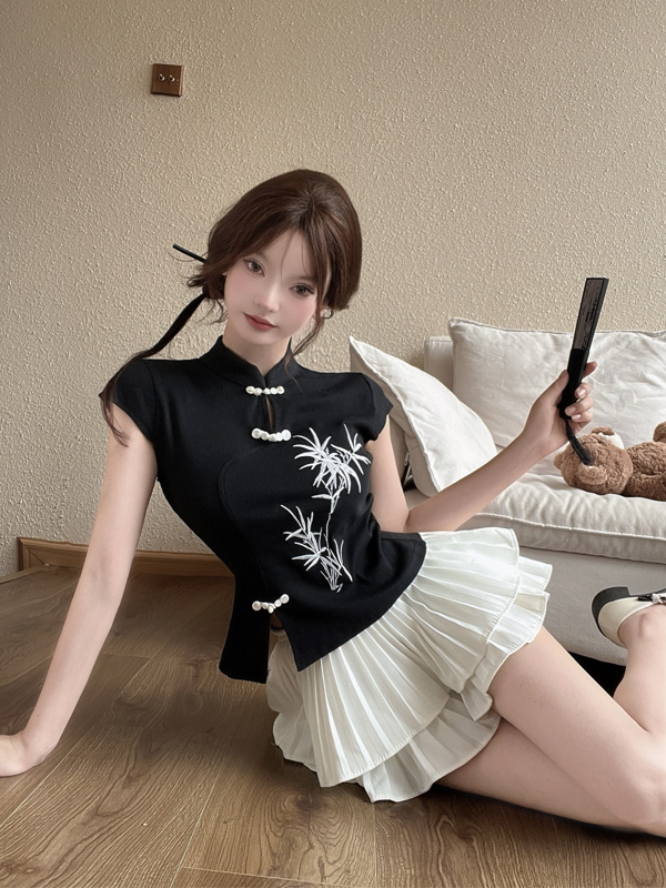 New Chinese Style Embroidered National Style Button Top Design Slimming Pleated Skirt Age-Reducing Workwear Two-Piece Set