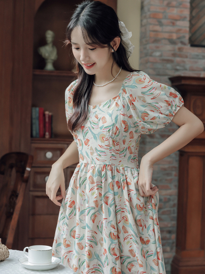 Tea Break French Square Collar Floral Puff Sleeve Dress Female Summer Small Back Cutout A- line Skirt 40