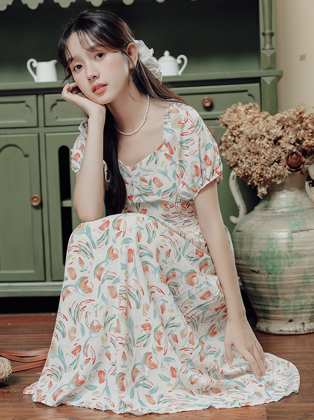 Tea Break French Square Collar Floral Puff Sleeve Dress Female Summer Small Back Cutout A- line Skirt 40