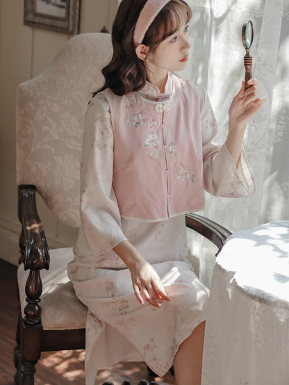Republic of China Style New Retro Improved Slim-Fitting Slimming Cheongsam Skirt Embroidered Vest Cheongsam Suit Women's Limited Price 50