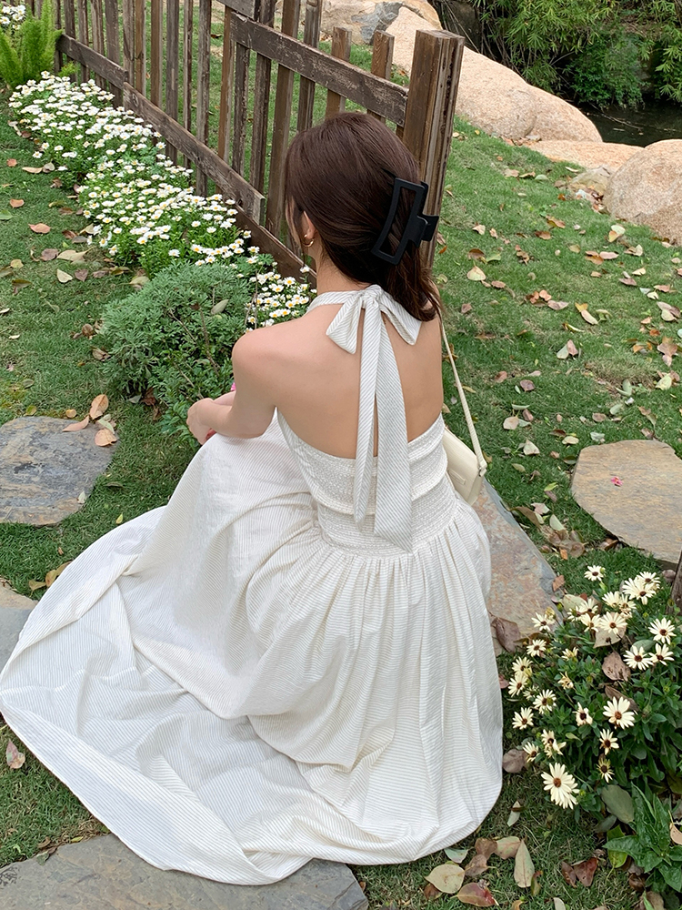 SIGNATURE Striped Tie-Back Dress 露背绑带条纹连衣裙