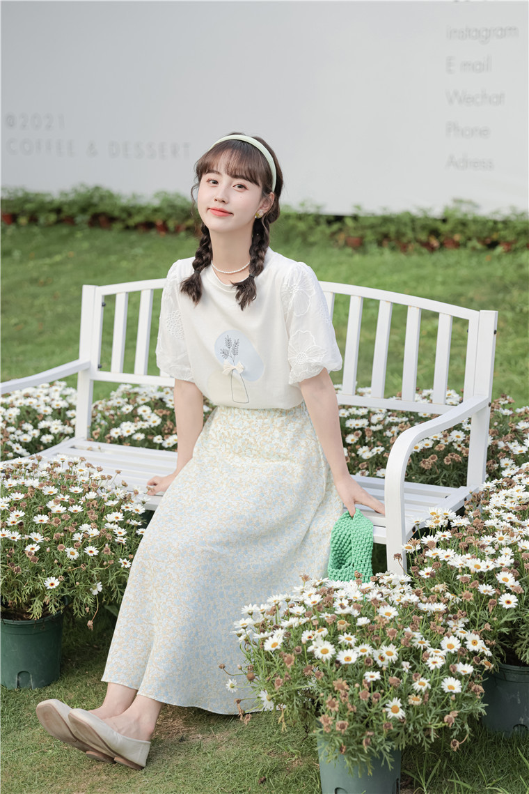 Floral Patterned Puff Sleeve Tee 植物印花泡泡袖T恤*2 Colors