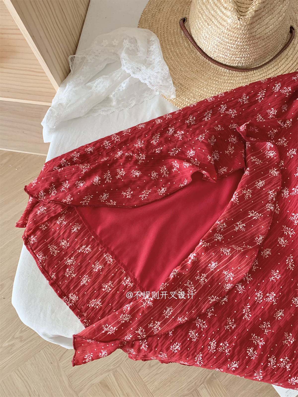 Q Girl's Home Undefined Floral Dress/French Style Stunning Red Spaghetti Strap Dress Irregular Slit Long Dress