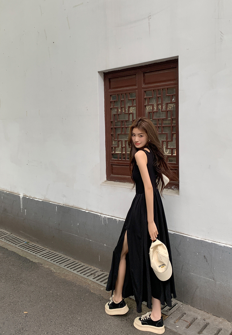 Slit Cut Vest Dress  挖空背心开叉连衣裙