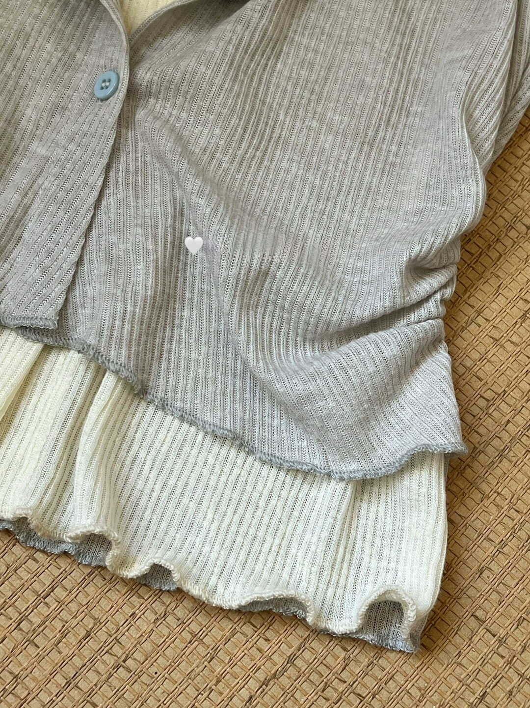 Korean Style Colorblock Faux Two-Piece Casual Top 韩系百搭撞色假两件休闲上衣*6 Colors