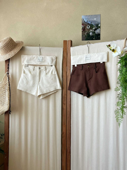 美辣Jeans✿ 一键大长腿✿ 简约时髦百搭辣妹牛仔短裤*3 Colors