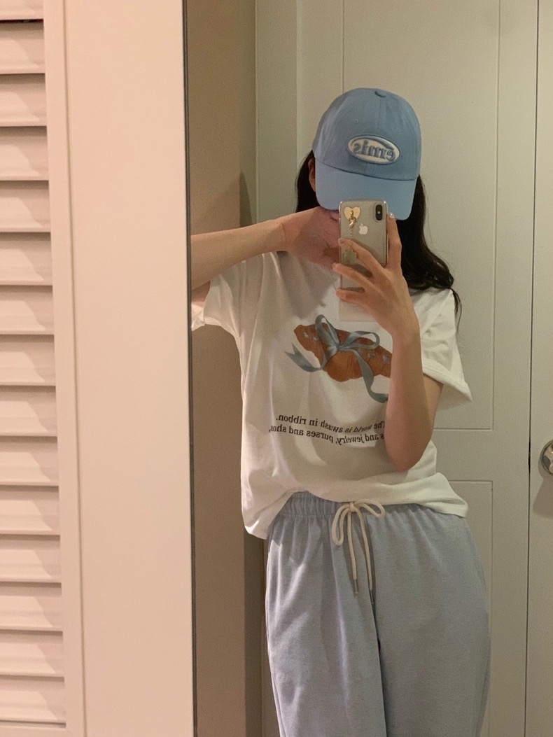 Ribbon Croissant Tee 蝴蝶结可颂T恤*2Colors