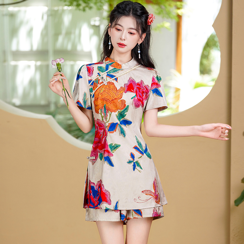 Real Shot New Chinese Style Classical Tang Suit Stand Collar Jacquard Classical Pattern Ethnic Style Improved Summer Top and Shorts Set