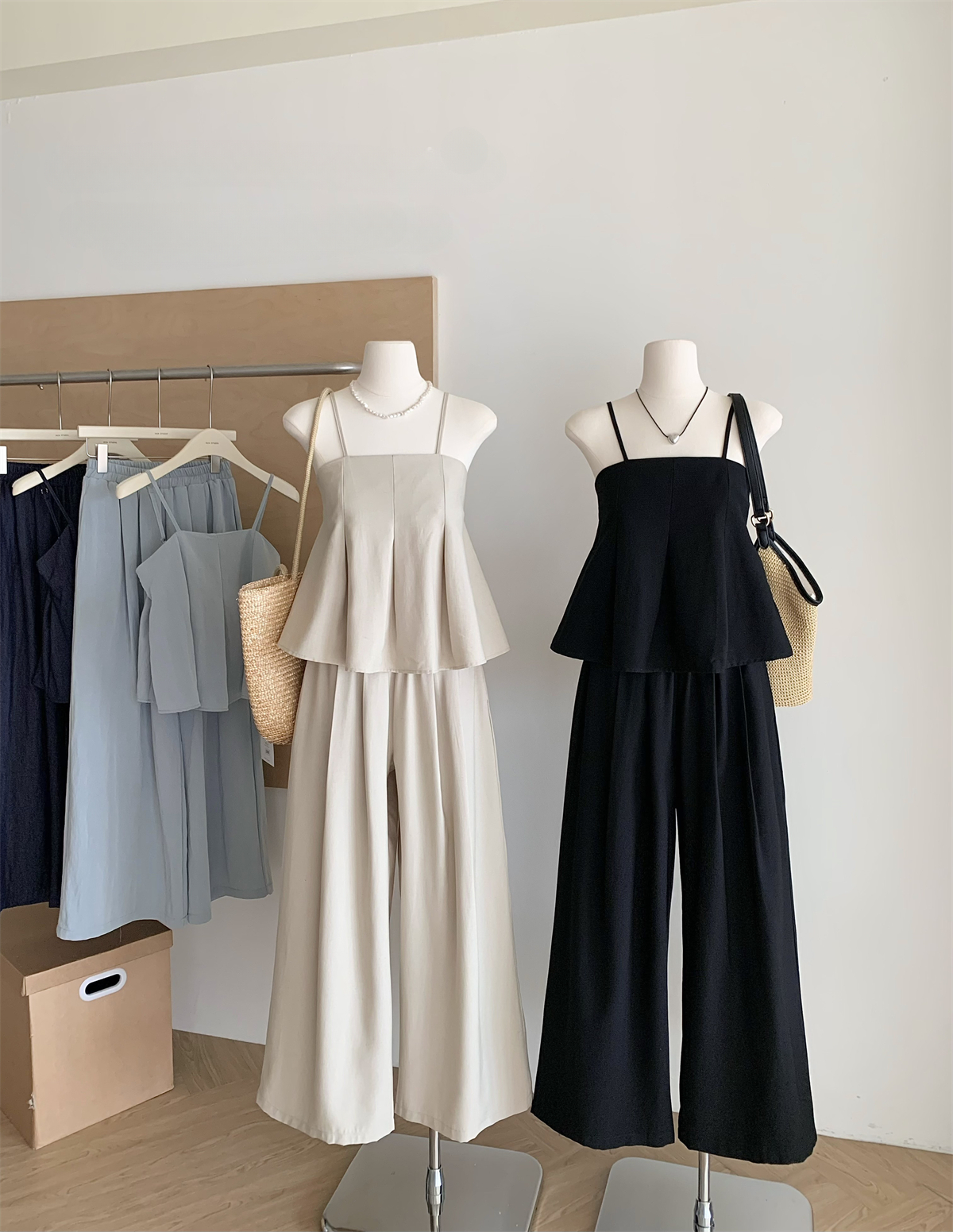 French Style Overall Dress Set Women's Summer Simplicity Temperament Cute Youth-Looking Design Sleeveless Top Wide Leg Pants Two-Piece Set