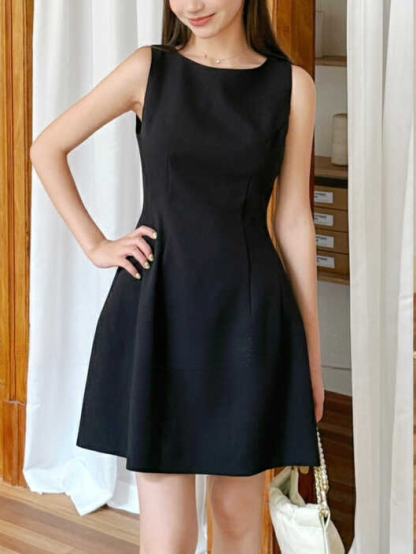 Avenna Round Neck Waist Dress 纯色圆领收腰连身裙*7 Colors