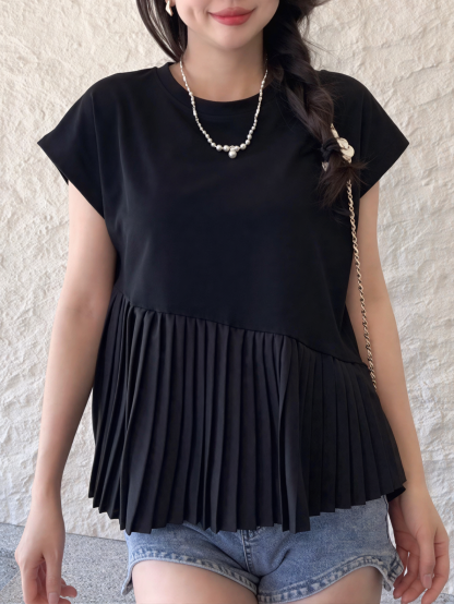 Pleated top