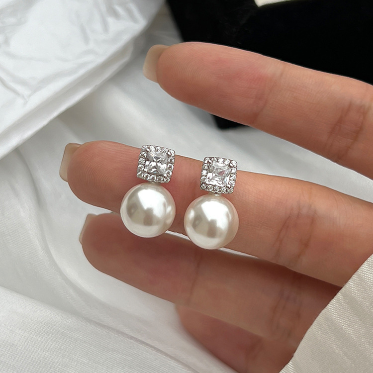 Moonlit Pearl Drops 珍珠锆石耳环*2 Colors