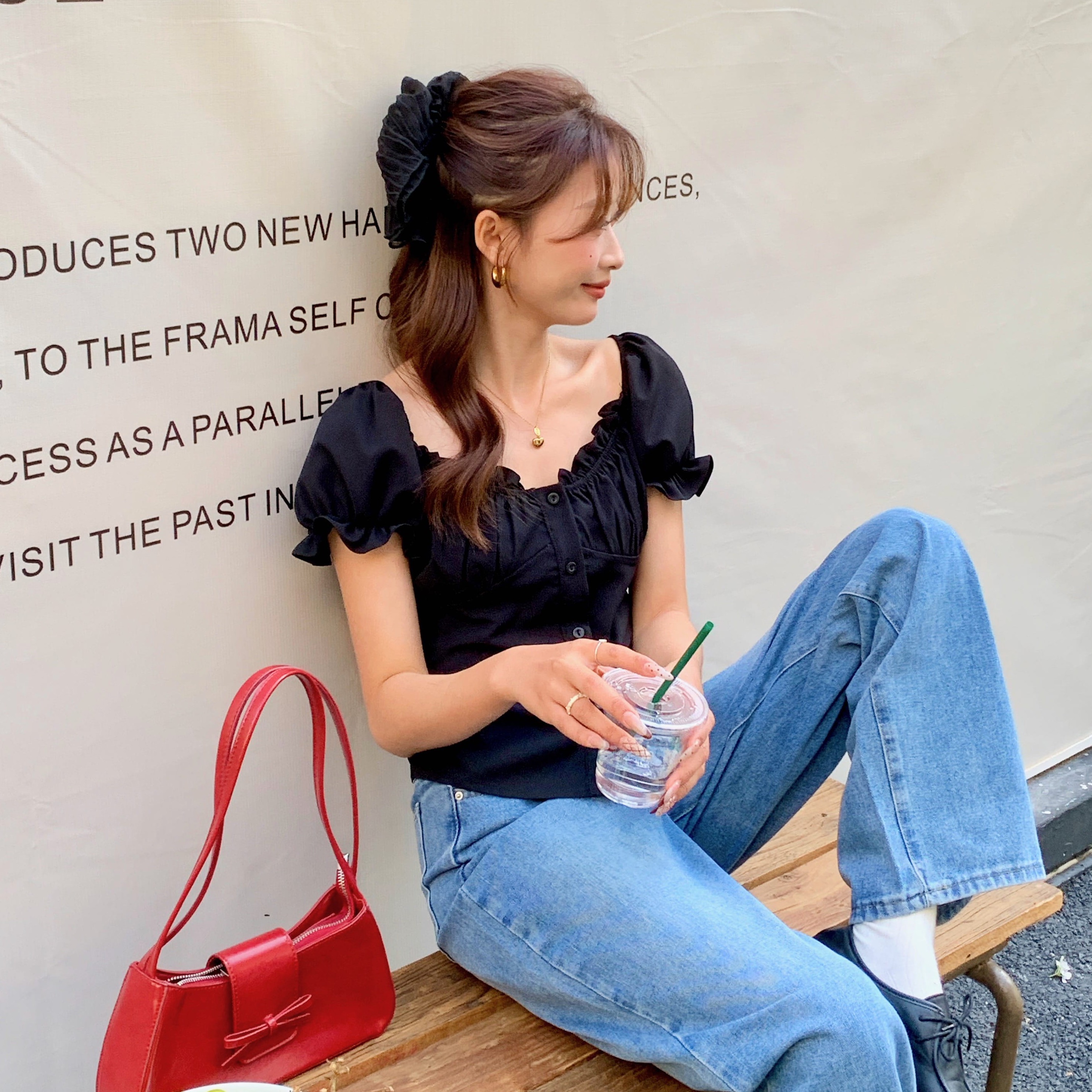 Evelis Ruffle Puff Top 泡泡袖木耳收腰上衣*2 Colors