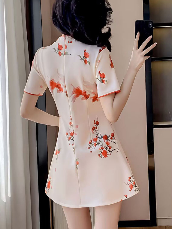 Blooming Glow Two-Piece Set 花开映霞中式2件套