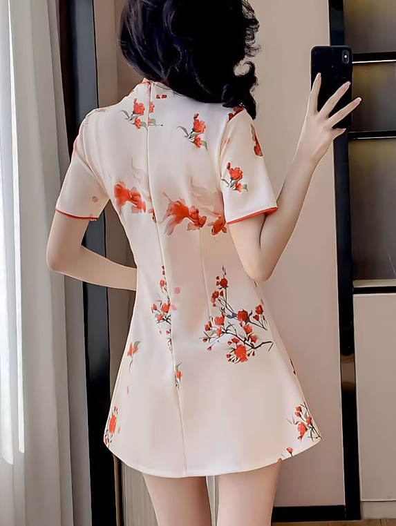 Blooming Glow Two-Piece Set 花开映霞中式2件套