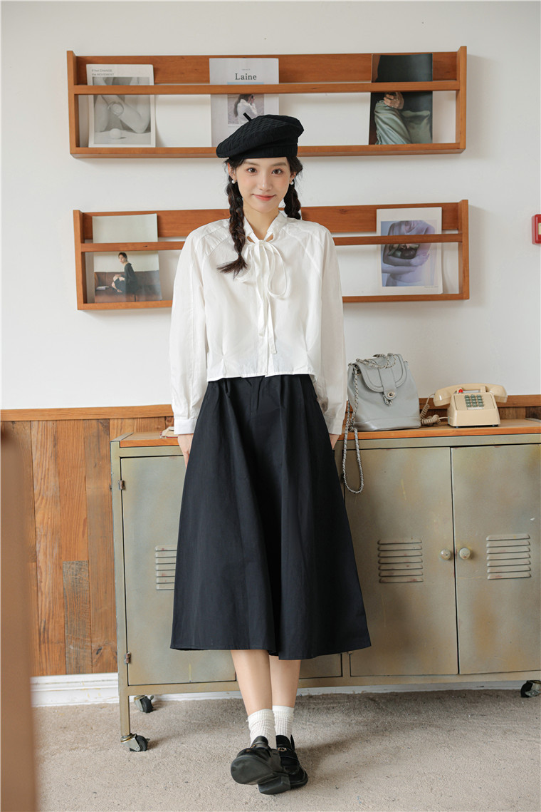 Sweet Bow-Tie Collar Blouse 甜美领口系带衬衫 * 2Colors