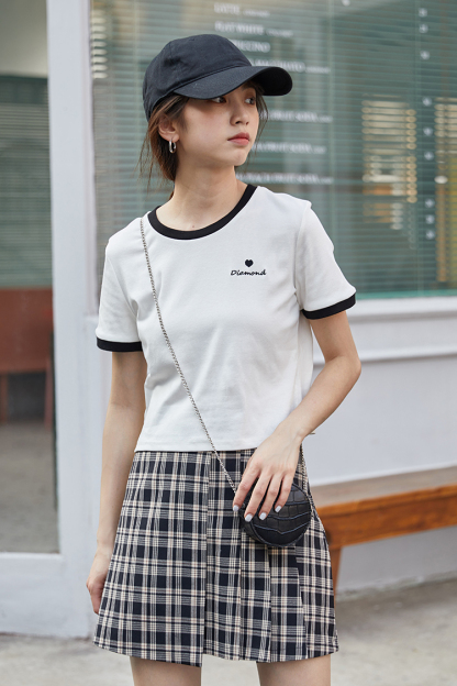 Contrast Border Crop Top 撞色边短款T恤