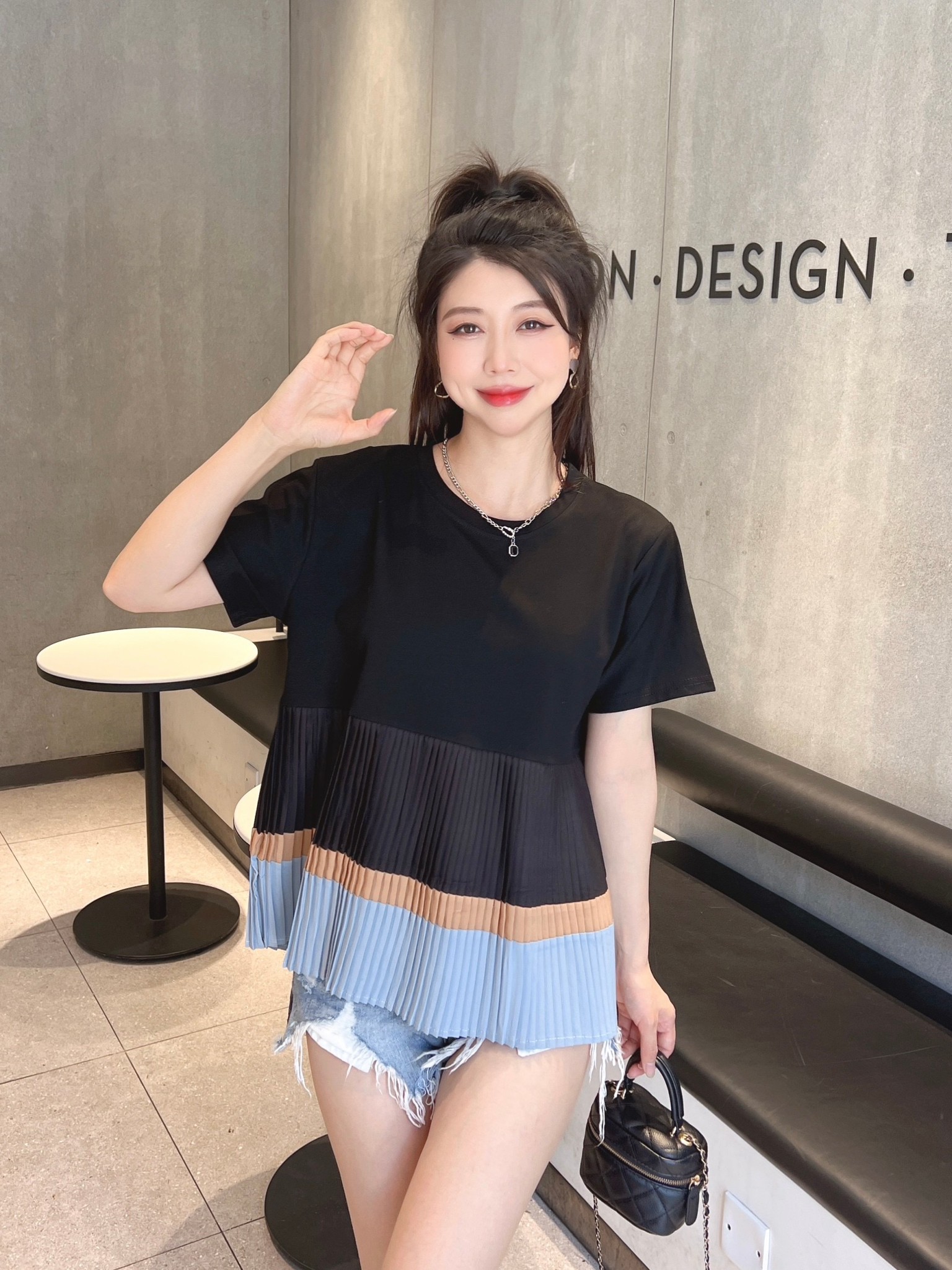 撞色百褶上衣*7 Colors